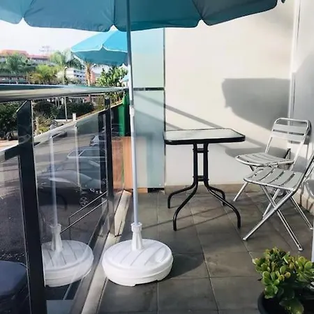 Tres Palmeras - Parking Privado